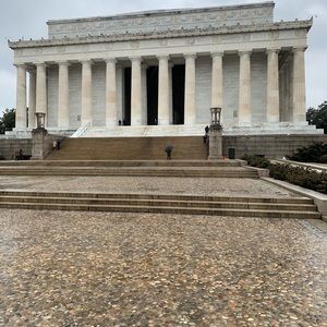 Meet your Posher, Raphael